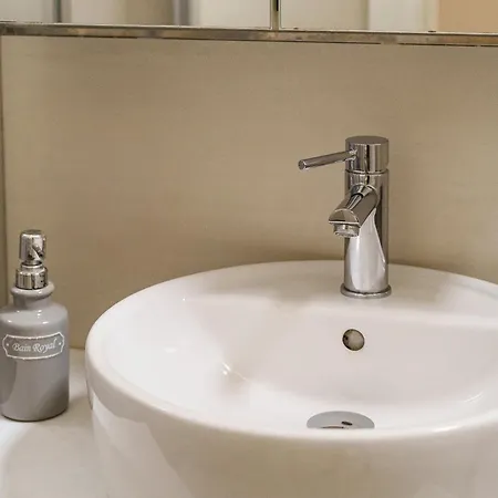 Minerva Luxe *